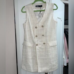 Zara Cream Sleeveless Double-Breasted Dress